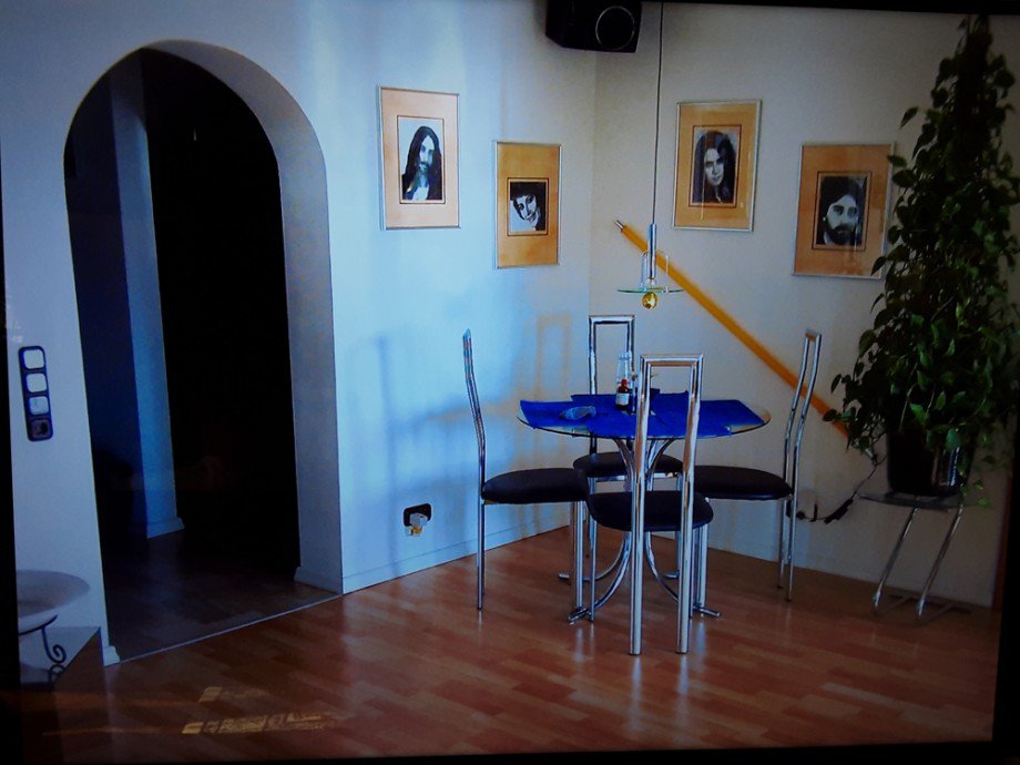 Essbereich Wohnung Neus��