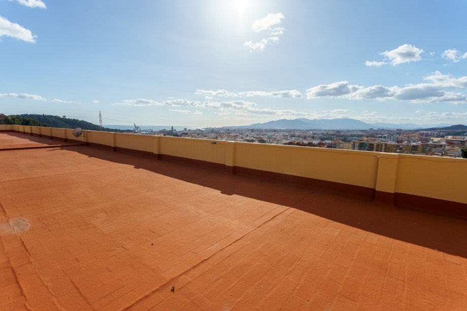 028 Dachgeschosswohnung M�laga / Peinada Grande