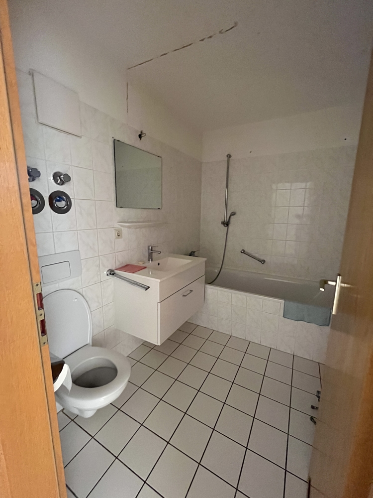 Badezimmer ohne Fenster Etagenwohnung Leipzig